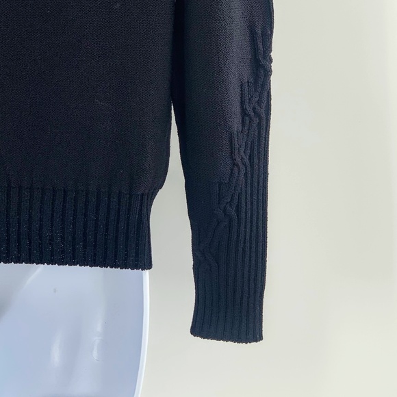 St John Sweater V Neck Pullover Blk  Santana Knit with Cable Knit Detailing Sz S - Picture 7 of 13